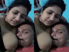 Sexy bhabhi getting her big Desi natural boobs and nipples sucked XXX style