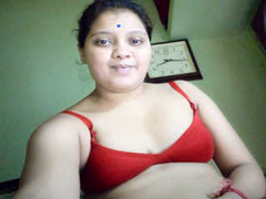 Cute Desi BBW from Kolkata training to be a total XXX whore with naked pics