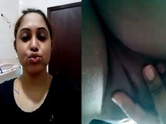 Lovely Desi aunty showing her wild XXX side as she is playing with her body
